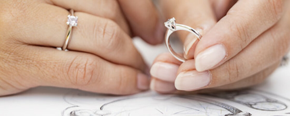Ako zistiť veľkosť zásnubného prsteňa?
