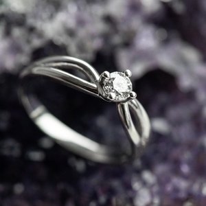 Zásnubný prsteň LOVE 096