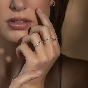 Zásnubný prsteň LOVE 112