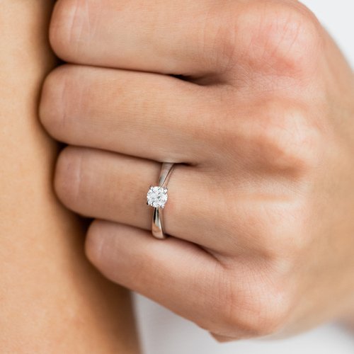 Zásnubný prsteň LOVE 018