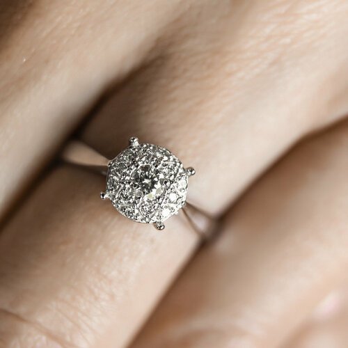 Zásnubný prsteň LOVE 052