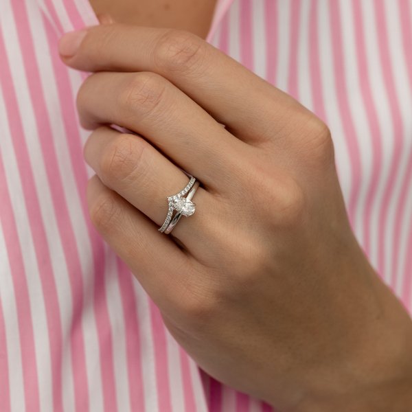 Zásnubný prsteň LOVE 120