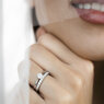 Zásnubný prsteň LOVE 045